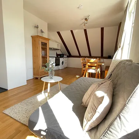 Im Zentrum Von Lochau, #5